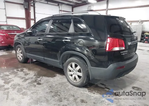 2011 Kia Sorento Lx from USA, damaged, VIN 5XYKT3A15BG003689